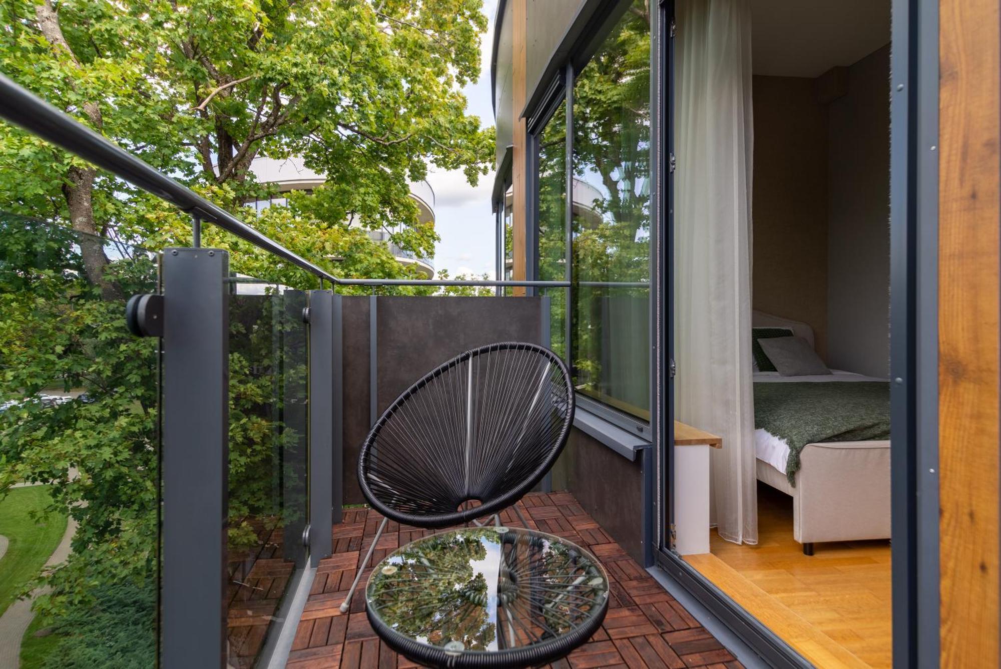 2 Bedroom Apt, 2 Garage Spots & Balconies, Self Check-In, By Cohost Druskininkai Luaran gambar