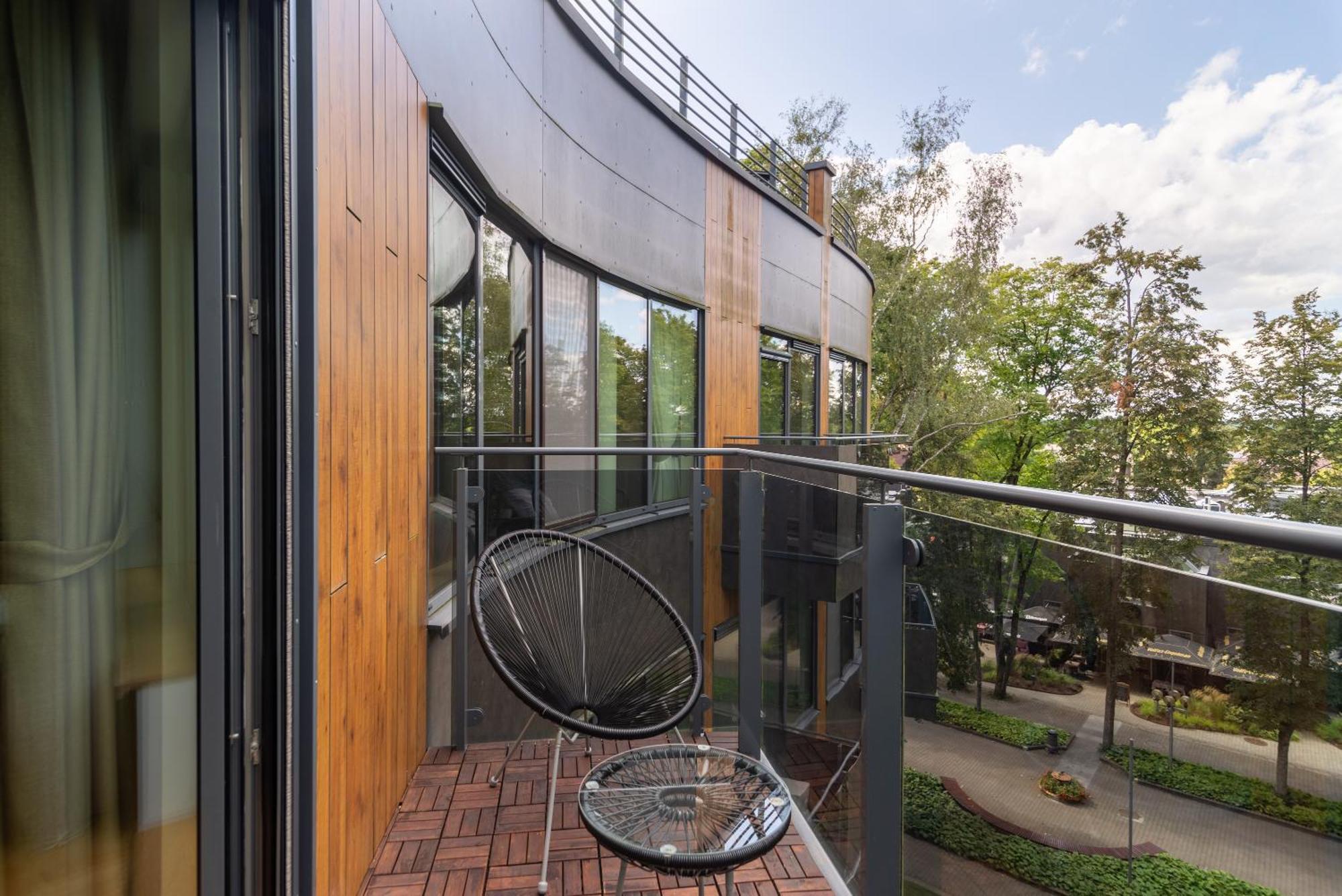 2 Bedroom Apt, 2 Garage Spots & Balconies, Self Check-In, By Cohost Druskininkai Luaran gambar