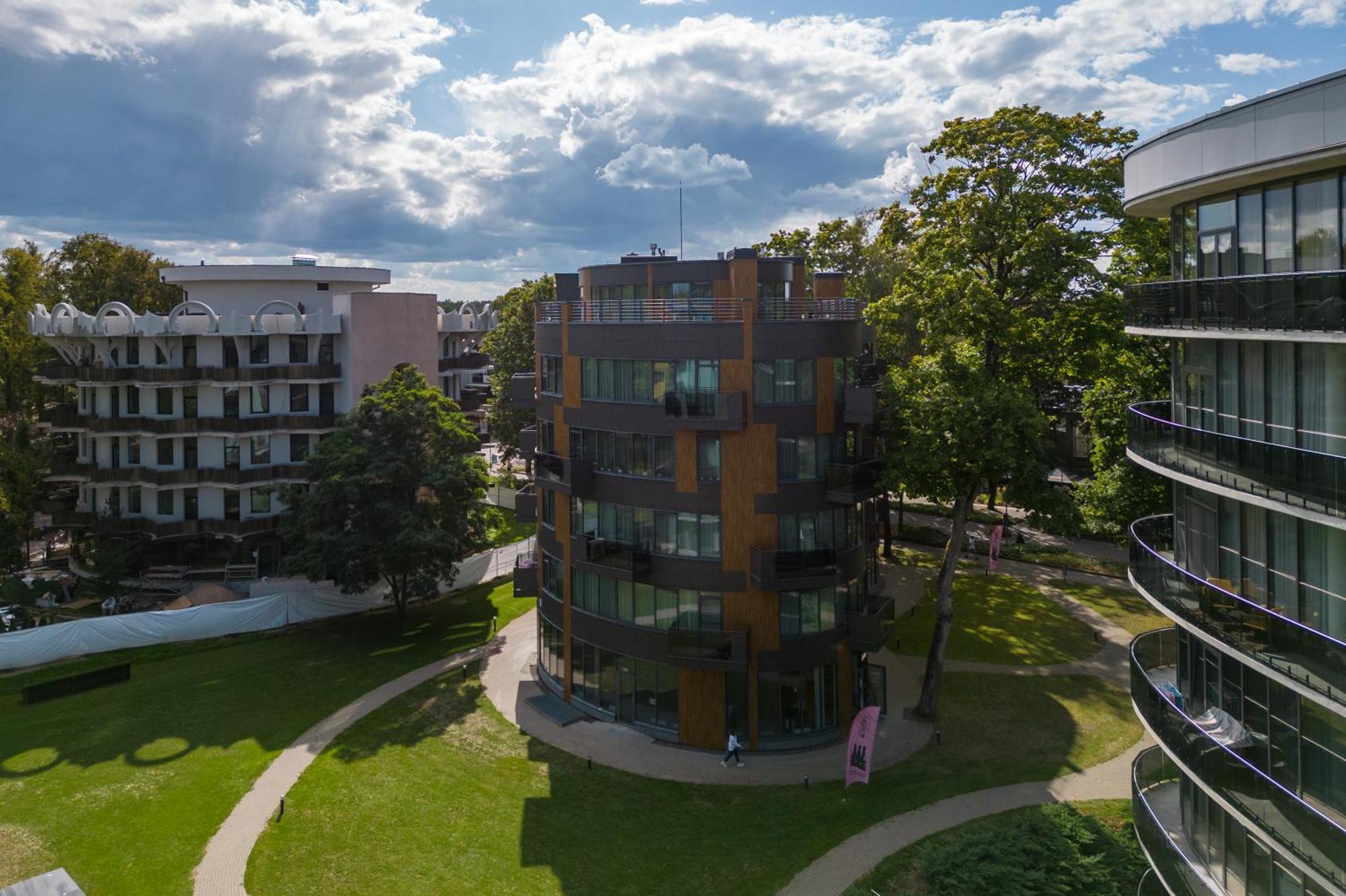 2 Bedroom Apt, 2 Garage Spots & Balconies, Self Check-In, By Cohost Druskininkai Luaran gambar